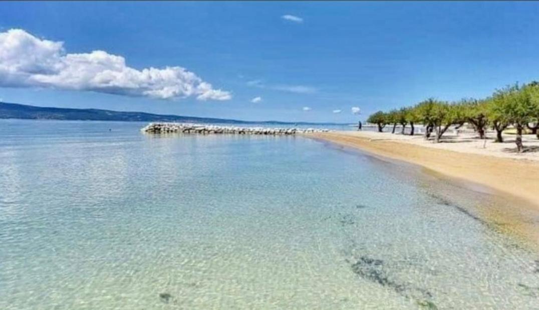 Apartmani Branko Vojnovic Omiš Exterior foto