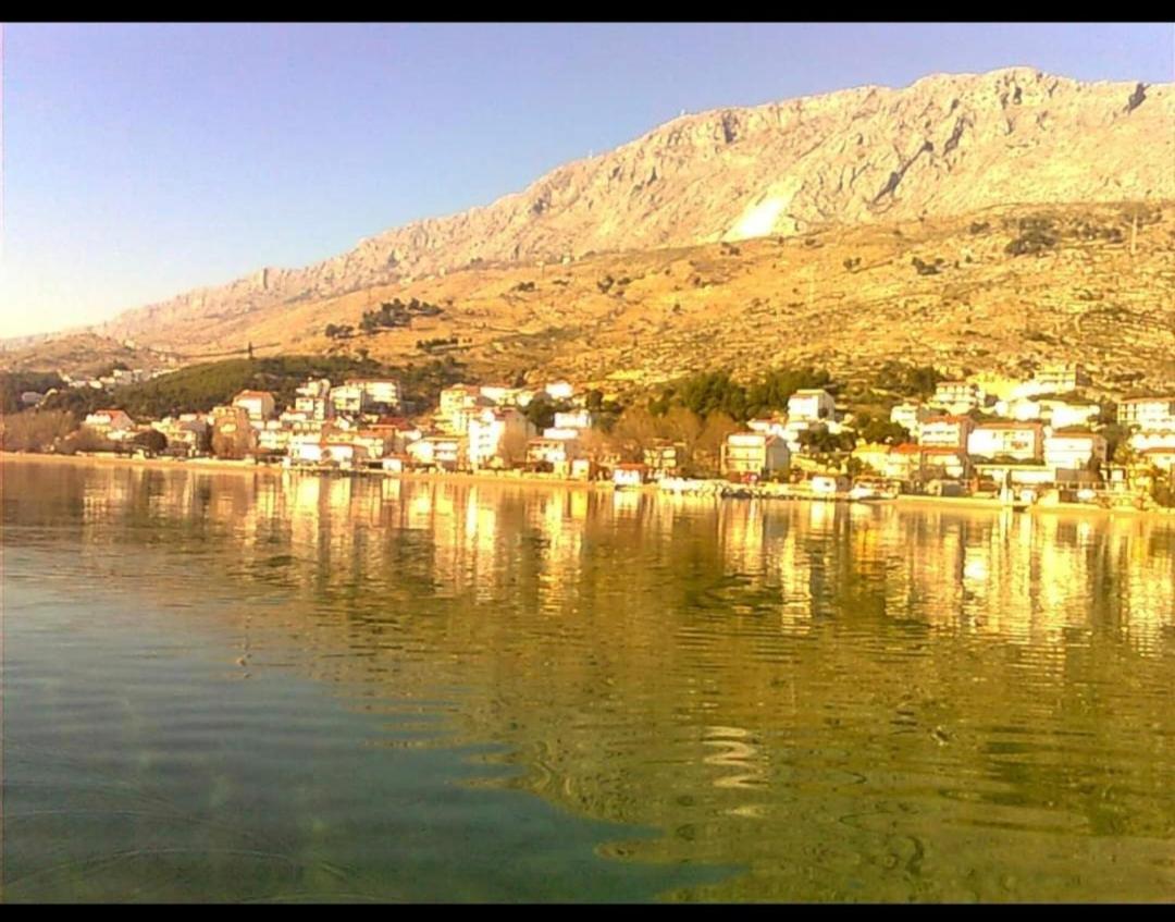 Apartmani Branko Vojnovic Omiš Cameră foto